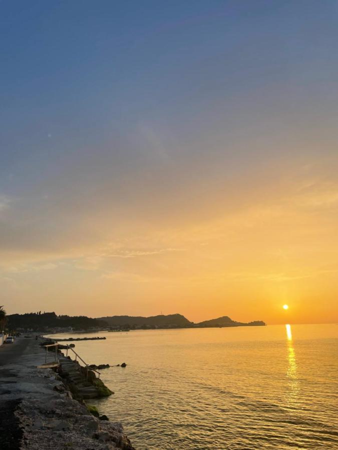 Beautiful Nearby Beach House With Garden, Private Pool And Large Yard Σιδάρι Εξωτερικό φωτογραφία