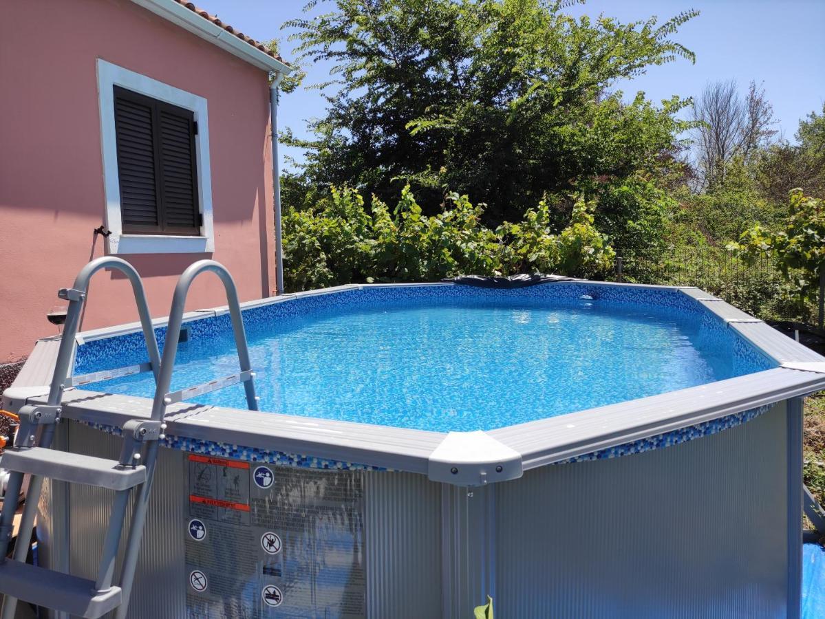 Beautiful Nearby Beach House With Garden, Private Pool And Large Yard Σιδάρι Εξωτερικό φωτογραφία