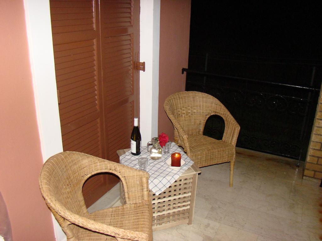 Beautiful Nearby Beach House With Garden, Private Pool And Large Yard Σιδάρι Δωμάτιο φωτογραφία
