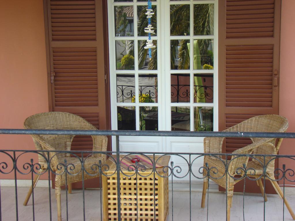 Beautiful Nearby Beach House With Garden, Private Pool And Large Yard Σιδάρι Εξωτερικό φωτογραφία